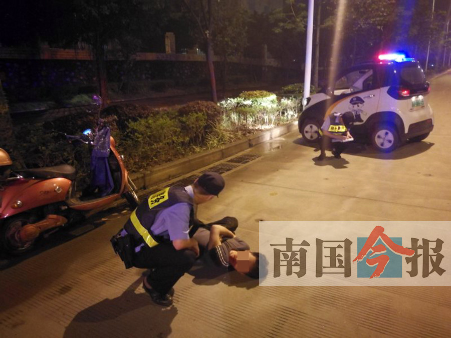 醉汉行为醉汉行为，深度解析背后的心理与社会因素